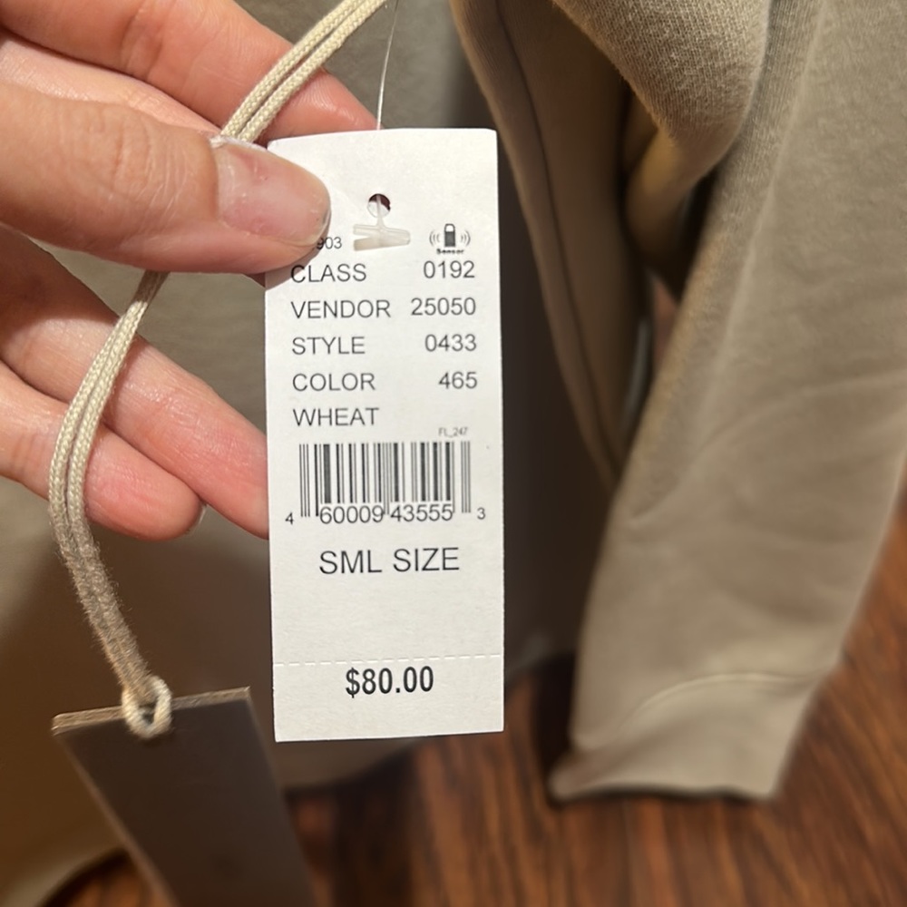Authentic essentials. - Picture 4 of 4